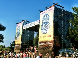 wrappin-up-2012-blues-on-the-green